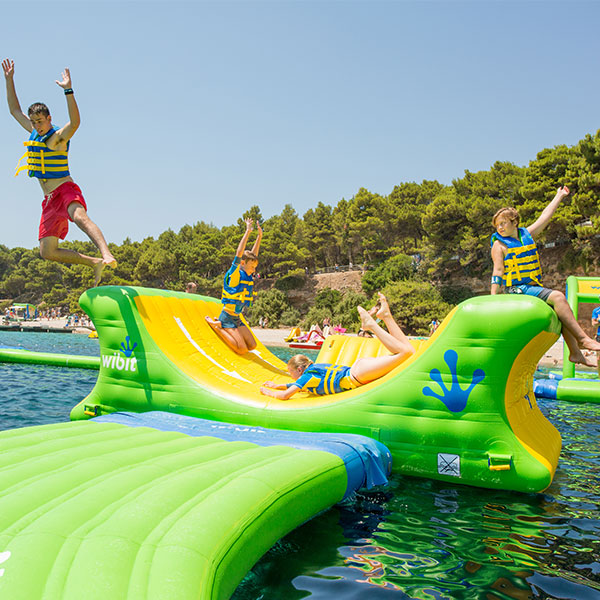 NOOGA Splash  Inflatable Aqua Park at Chester Frost Park