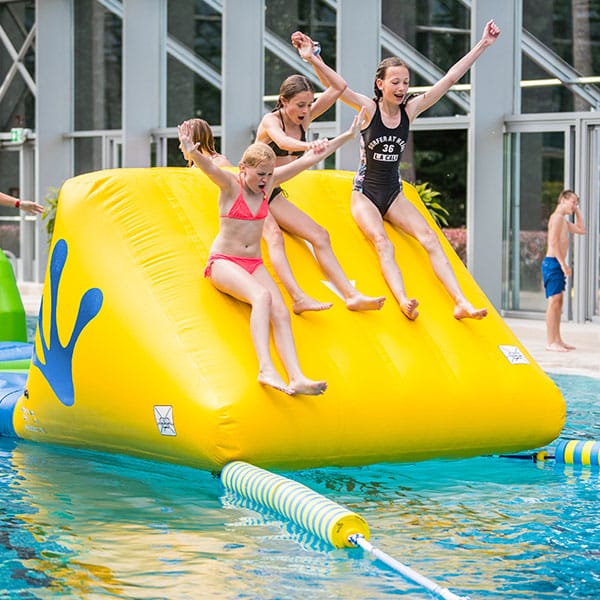 30044_Slope_2018_pool_020_web