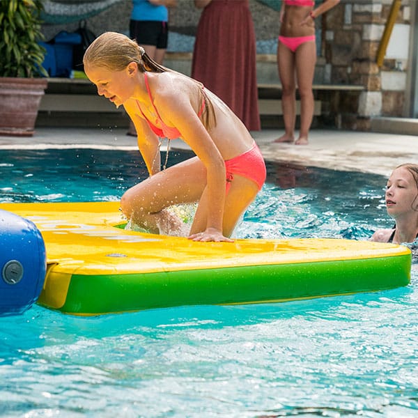 30104_Step_2018_pool_029_web