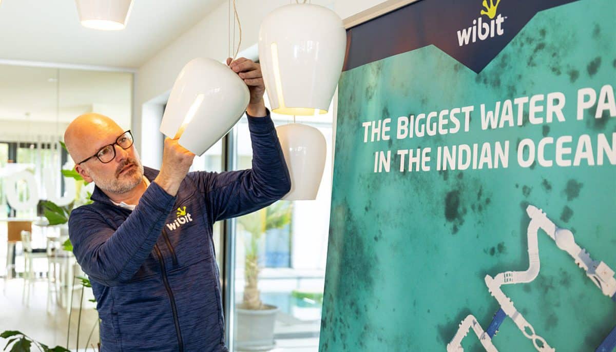 wibit-sustainability-renewably-energy-light-bulb-1200x686